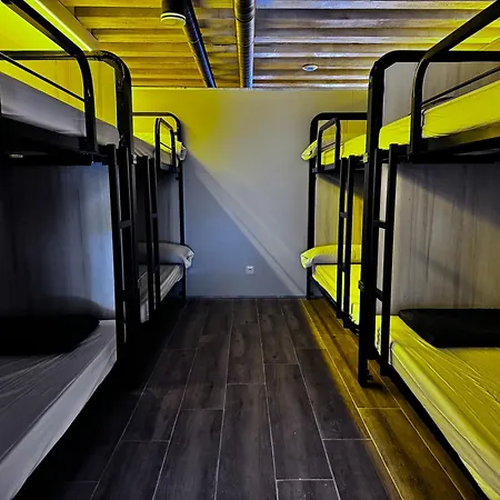 Hostel Santiago De *